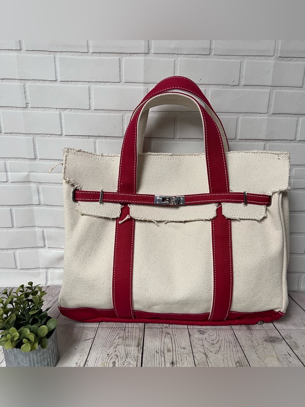 New Boatkin Sunwin Madaket Large Classic Tote Bag in Canvas Red Beachkin Laptop